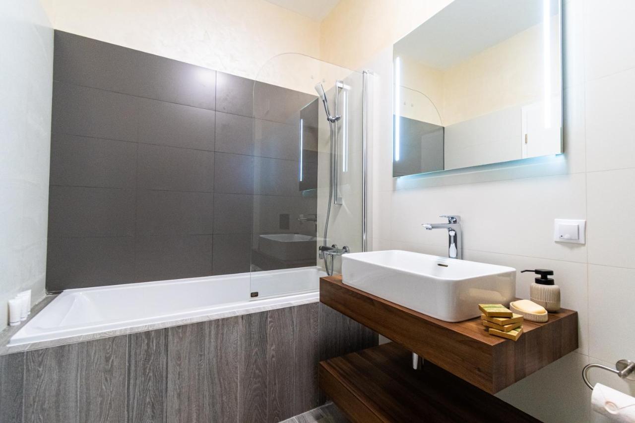 Mirador Bohemian Apt With Views Over Old Town And Tampa Mountain, Near Poiana Braşov Exterior foto